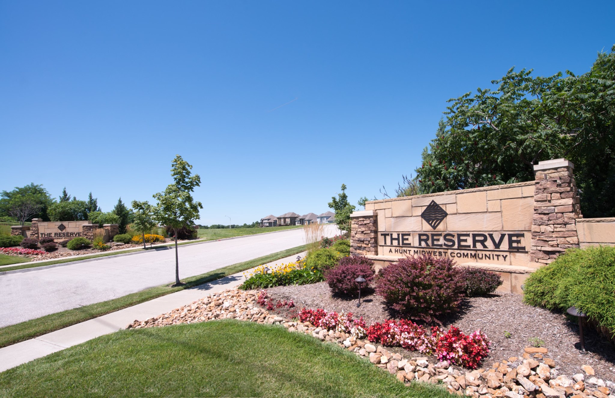The Reserve at Riverstone new home community entry monument in Park Hill school district